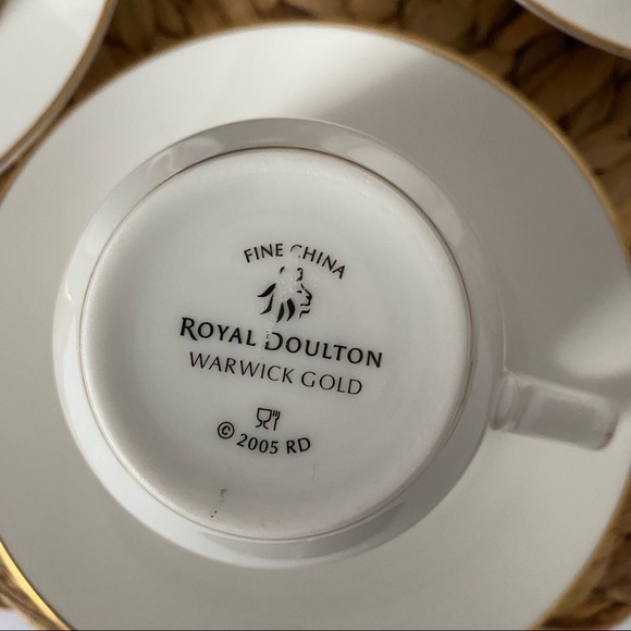 ROYAL DOULTON TEA CUPS WARWICK GOLD SET OF 4 - Picture 10 of 14